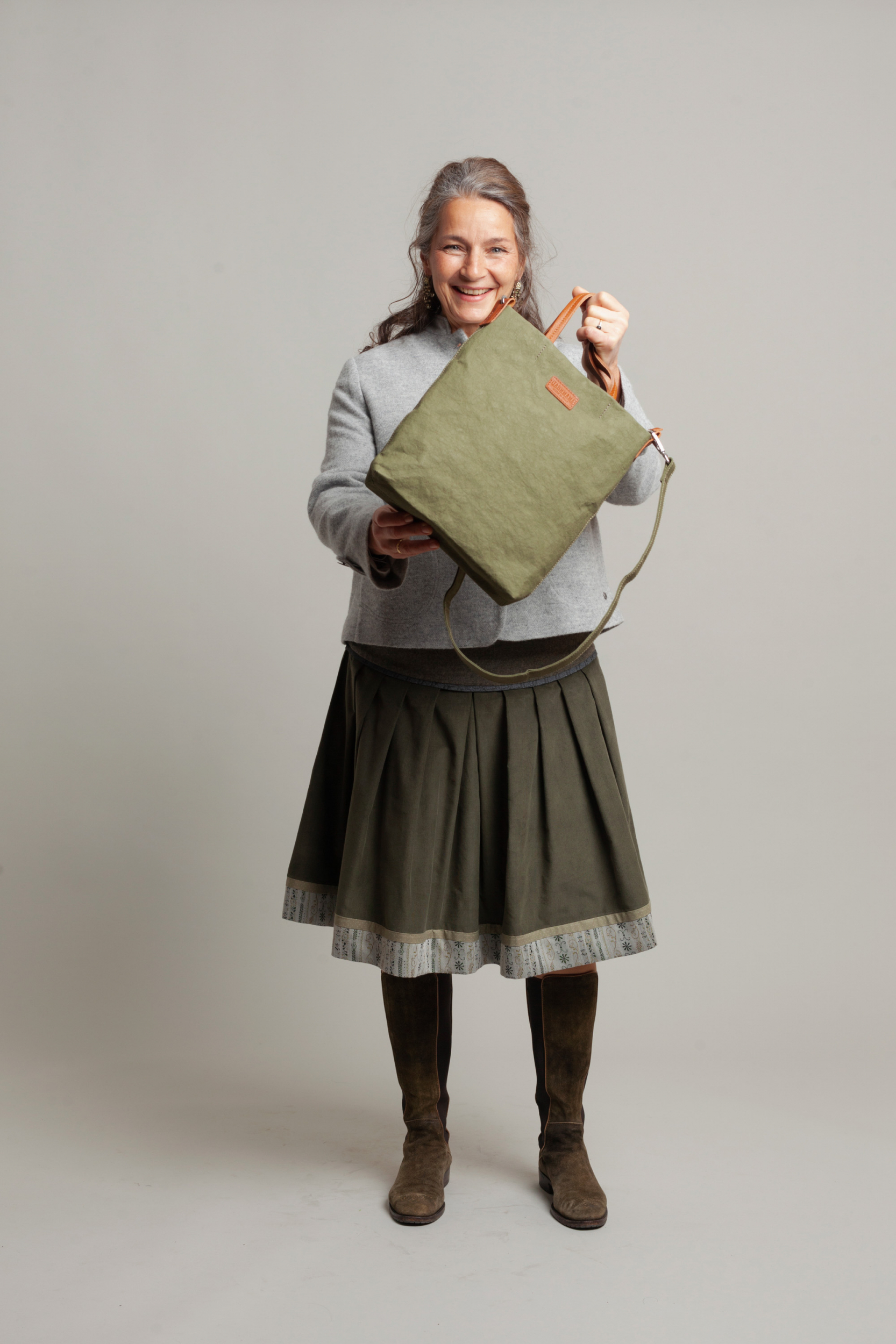 Die Rockmacherin Sattelrock Mooskissal, Feincord, Falten, oliv, C #2