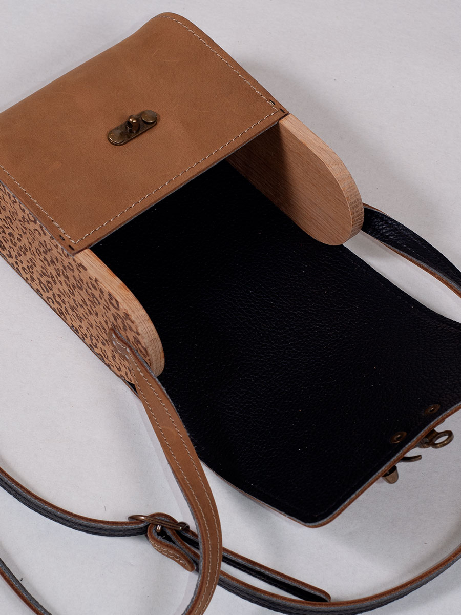 Werner Trachten Ledertasche Leo Print, Holz #2