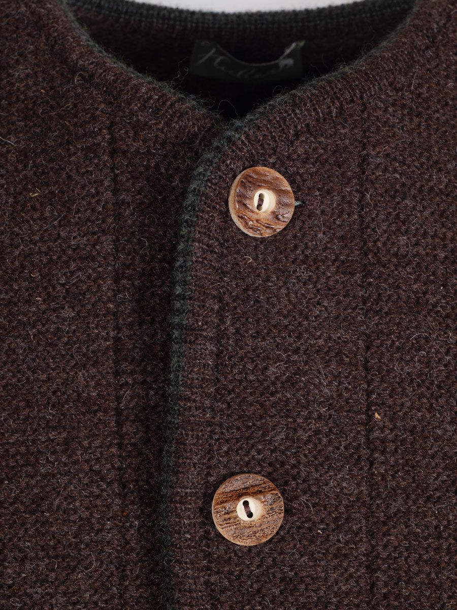 Huber Strickweste Gierli, braun, Hirschhornknöpfe #4