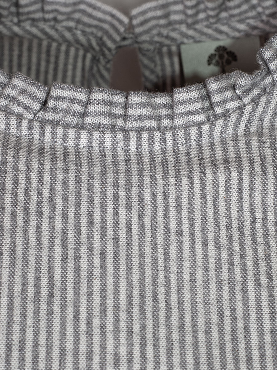 Berwin & Wolff Flanellbluse silbergrau gestreift, weite Arme, Rüschen #4