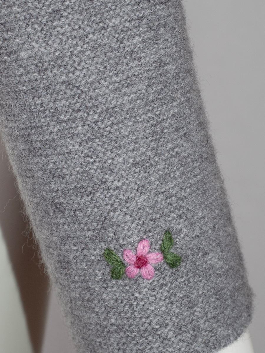 Huber Strickjacke Mila, grau, Blumenstick rosa #4
