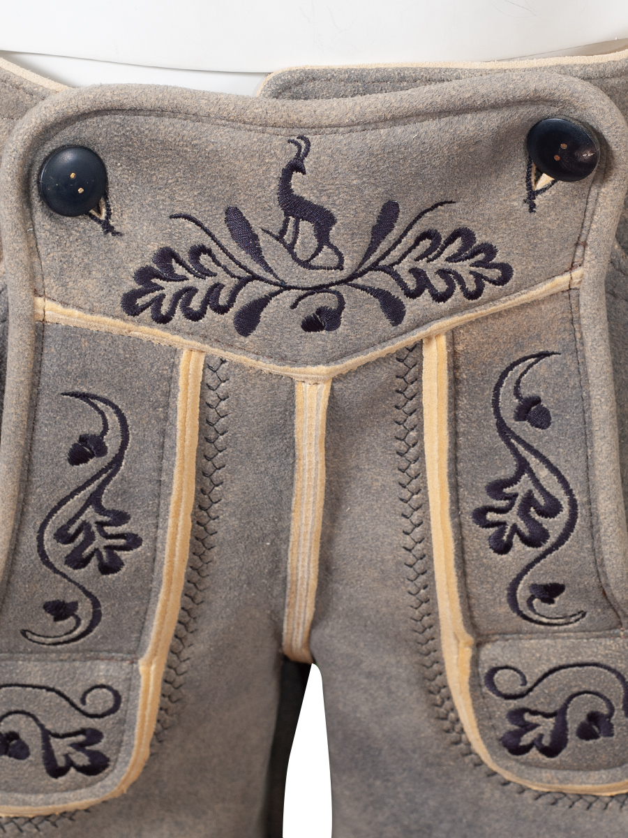Weinbauer Kurze Lederhose Ludwig, Rothirsch, granit, schwarzer Stick #6