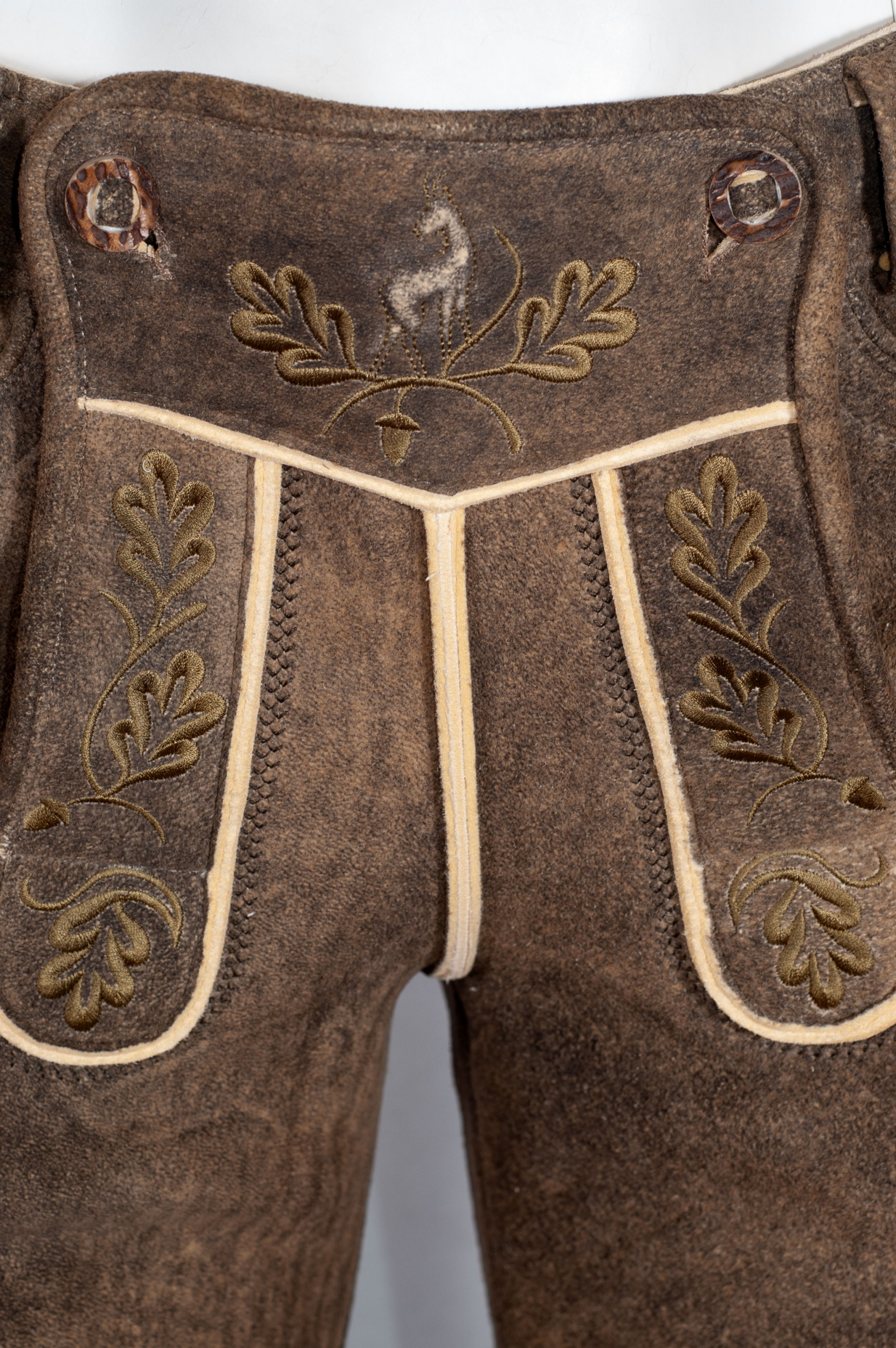 Kurze Lederhose Leogang, Hirsch sämisch, akazie, Blattstickerei, hochwertig #3