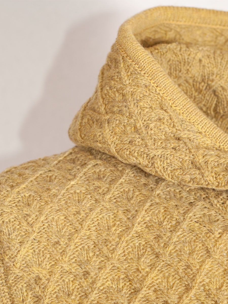 hausg'macht Kapuzen-Strickpullover Ines, honiggelb, mit Rückenfalte #3
