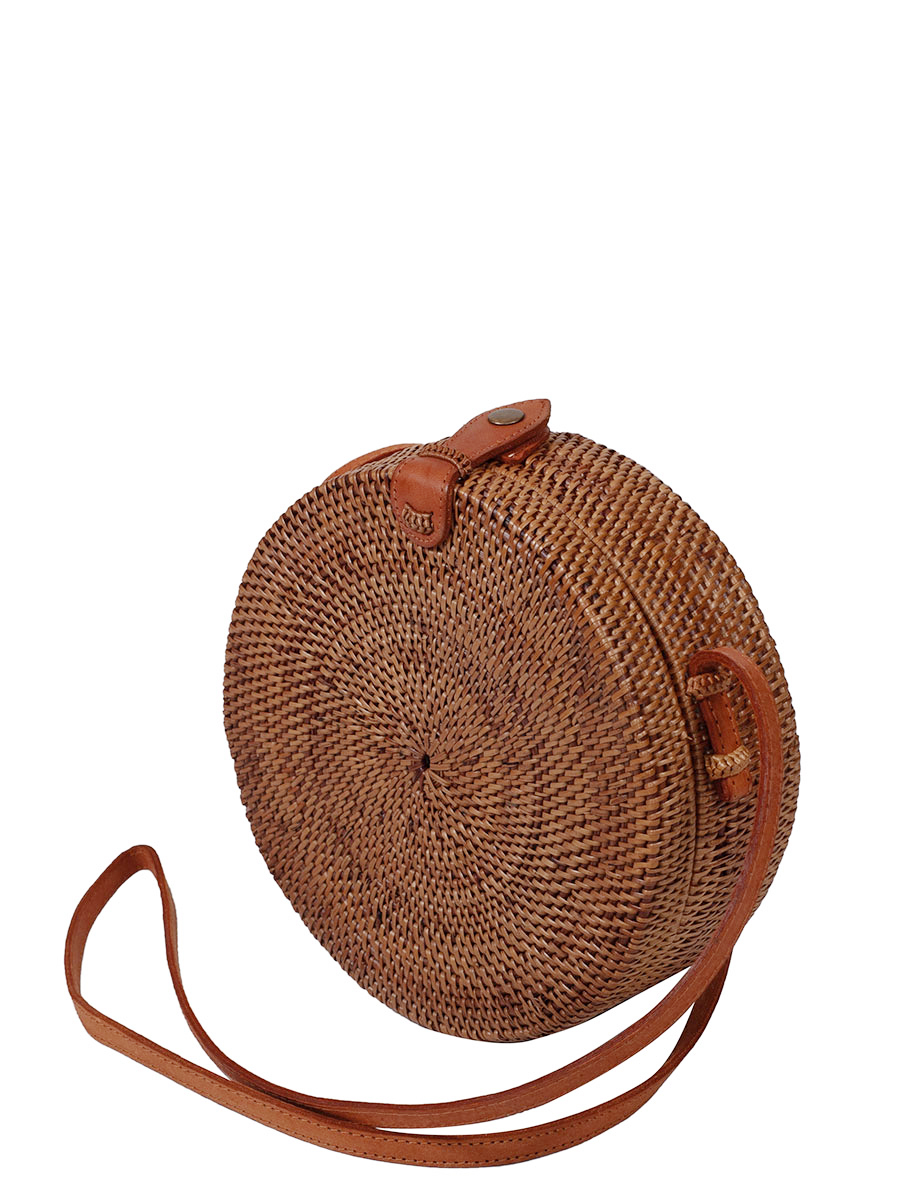 Cassandra Basttasche braun, rund, mit Lederriemen #1