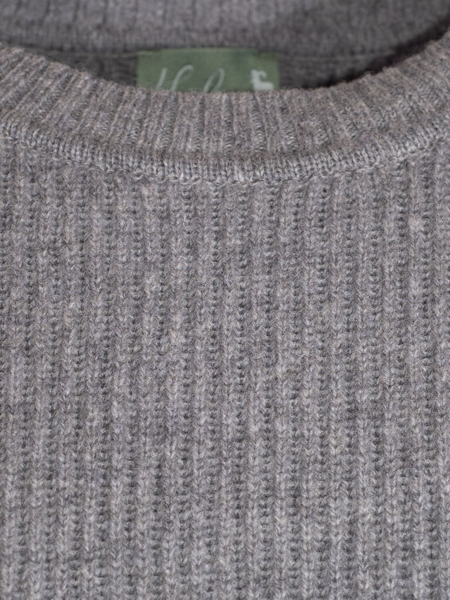 Huber Strickpullover Jelena, stein, Rückenfalte #4