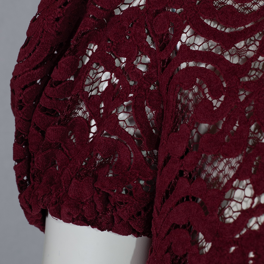 KINGA MATHE Dirndlbluse Pina, bordeaux, semi-transparent, Puffarm #4