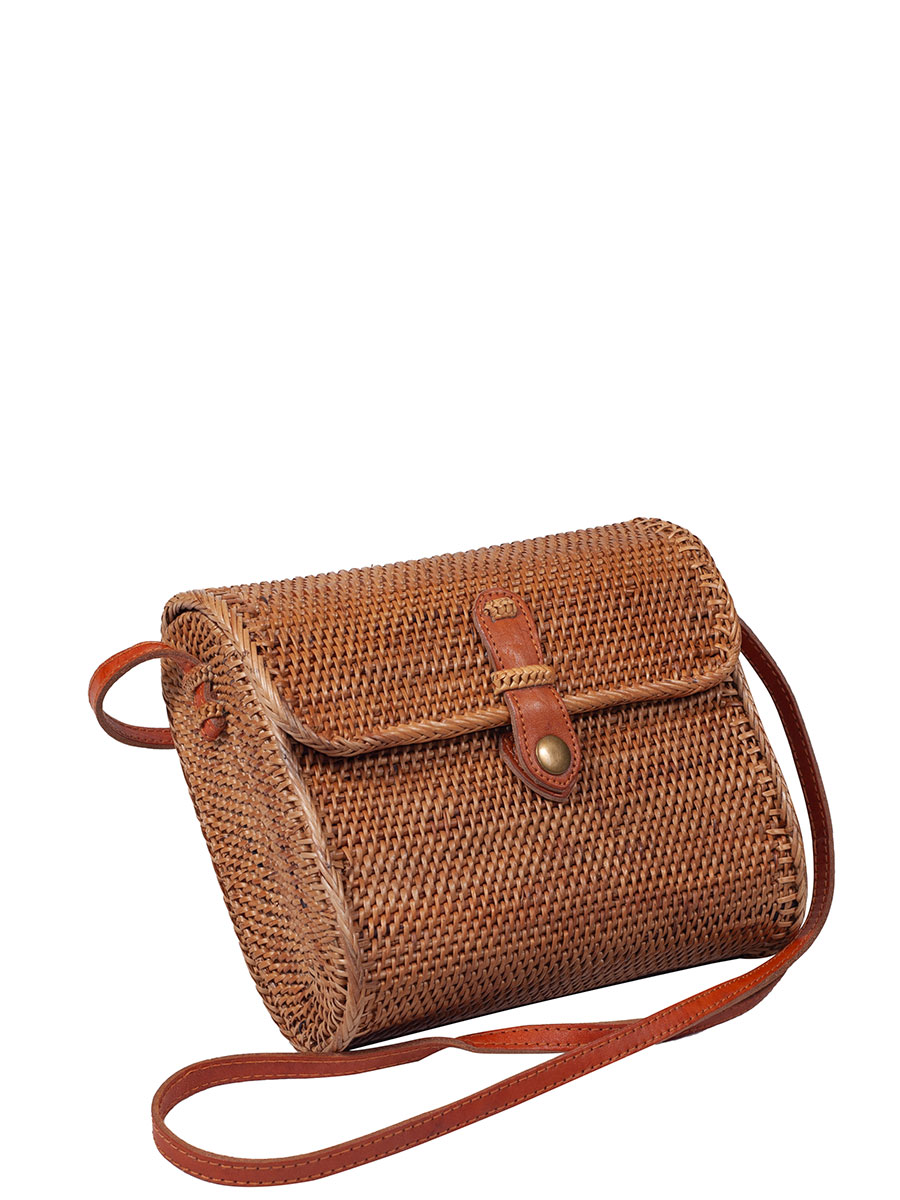 Cassandra Basttasche braun, rechteckig, mit Lederriemen #1