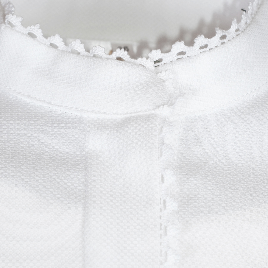 Wenger Dirndlbluse Feli, creme, hochgeschlossen, 3/4-Arm #2