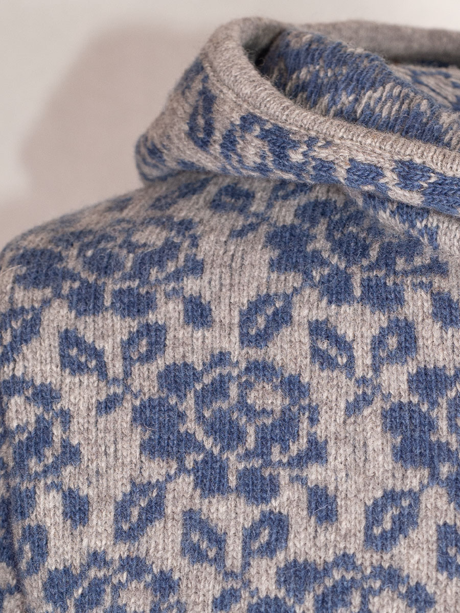Huber Strickjacke Ingrid, jeansblau-grau, Flechtmuster, Kapuze #4