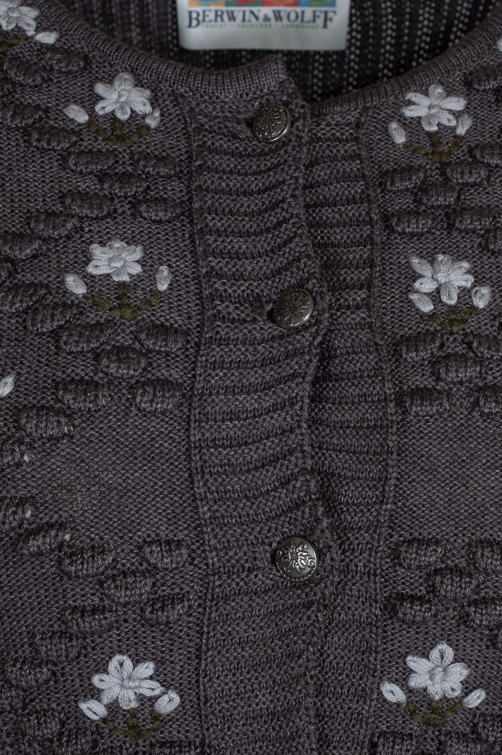 Berwin & Wolff Strickjacke mittelgrau, Blumenstickereien #3