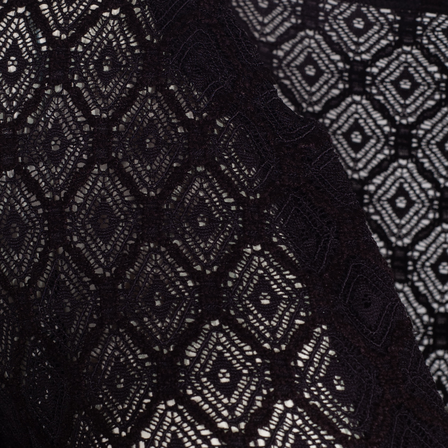 Waldorff Spitzen-Dirndlbluse Daniela, schwarz, 3/4-Arm, V-Ausschnitt #4