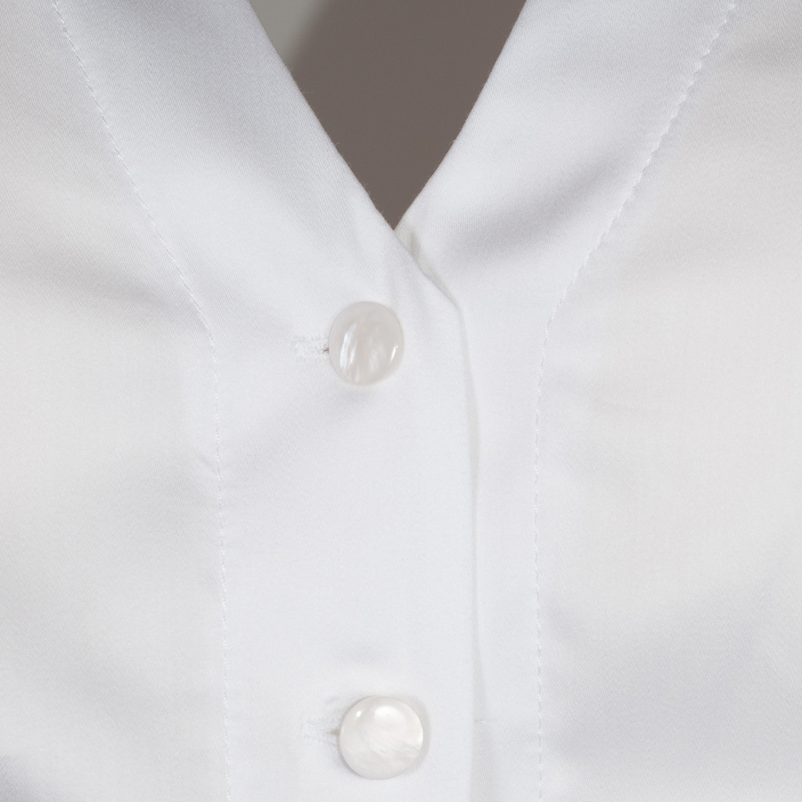 Waldorff Dirndlbluse Irmi, weiß, 3/4-Arm, luftiger Puffarm #2