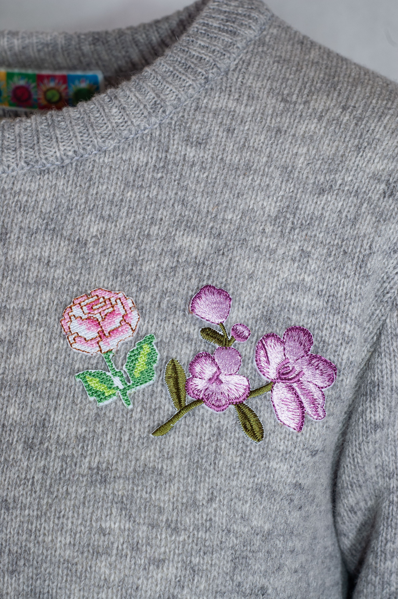 Berwin & Wolff Strickpullover, grau, Blumenstick, Puffarm #2