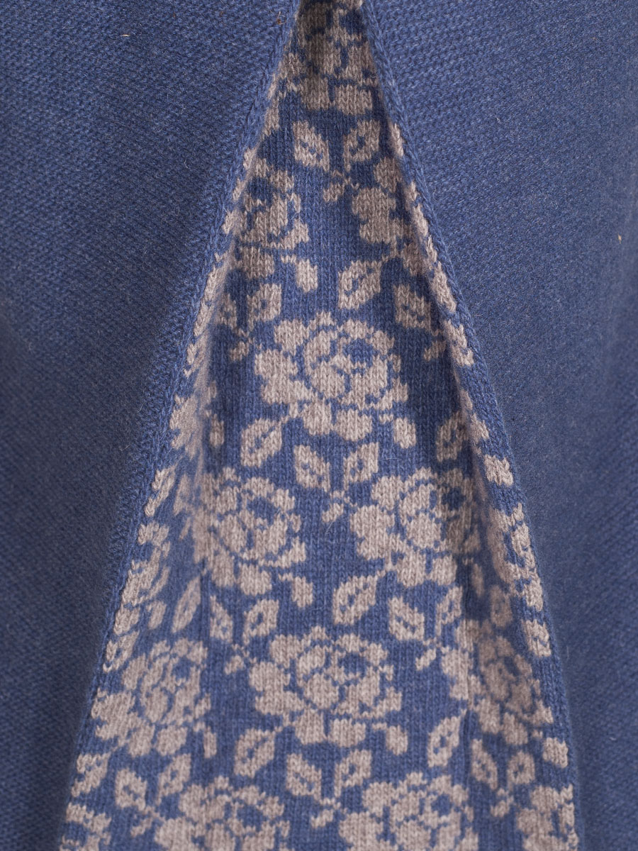 hausg'macht Kapuzen-Strickweste Gitti, jeansblau mit grau, mit Rückenfalte #5