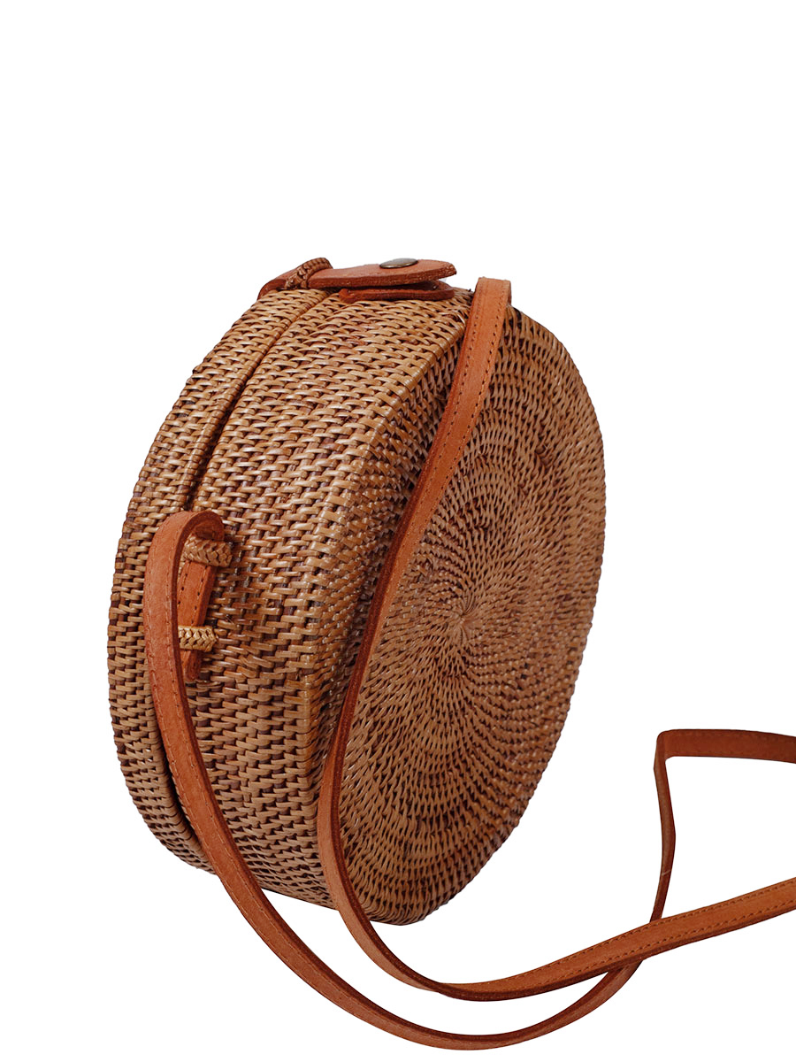 Cassandra Basttasche braun, rund, mit Lederriemen #2