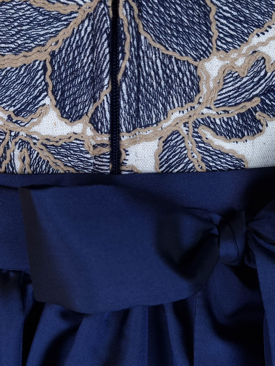 Berwin & Wolff Dirndl blau, festlich, Blumenstick, 80lg #5