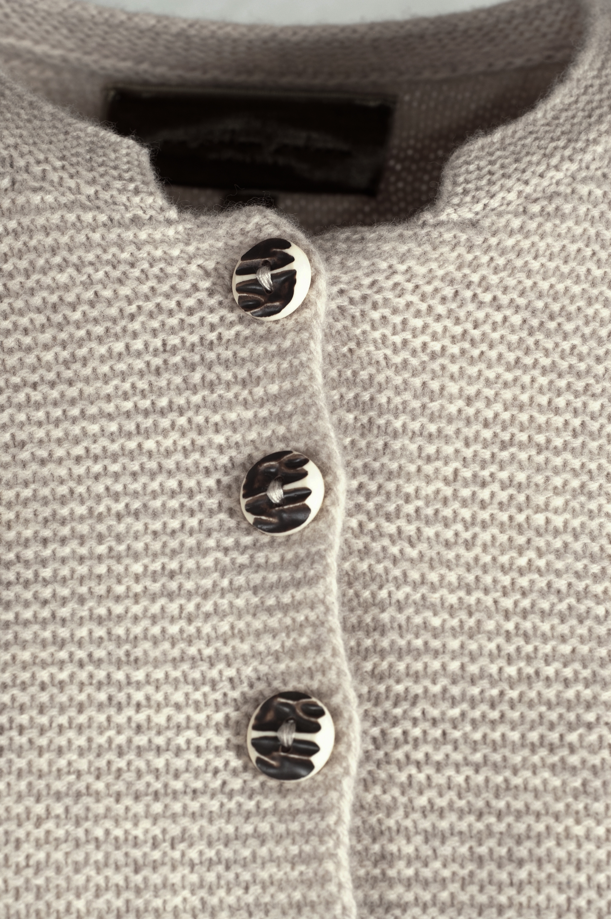 fei scho schee Strickjacke, barley, dunkle Einfassung, kurz #2