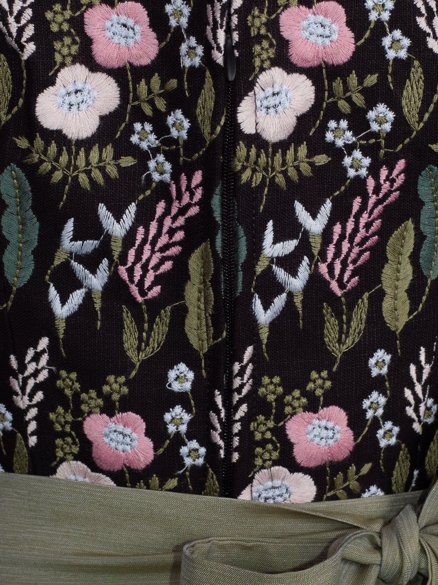 Wenger Dirndl India, Blumenstickerei, schwarz, 80lg #4