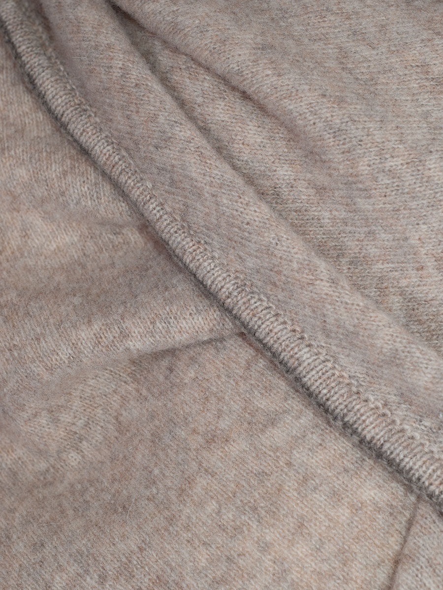 Stapf Wolltuch Bibi, beige, kuschlig, dreieckig #3